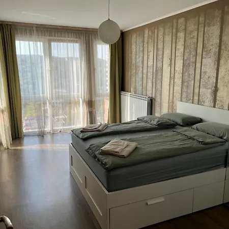 Marvi With Private Parking Place ヴェリコ・タルノヴォ