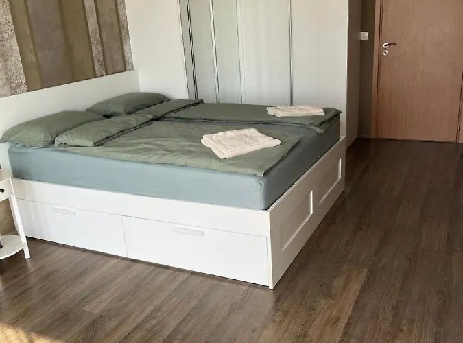 Marvi With Private Parking Place Apartment